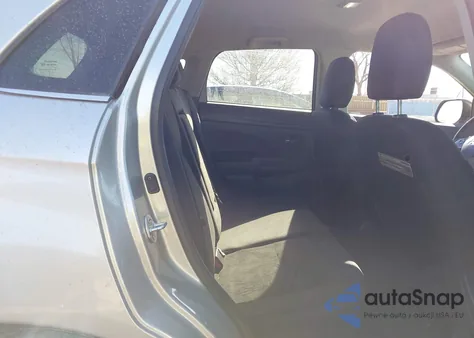 2014 Mitsubishi Outlander Sport Se z USA, uszkodzony, nr VIN 4A4AP4AUXEE017383